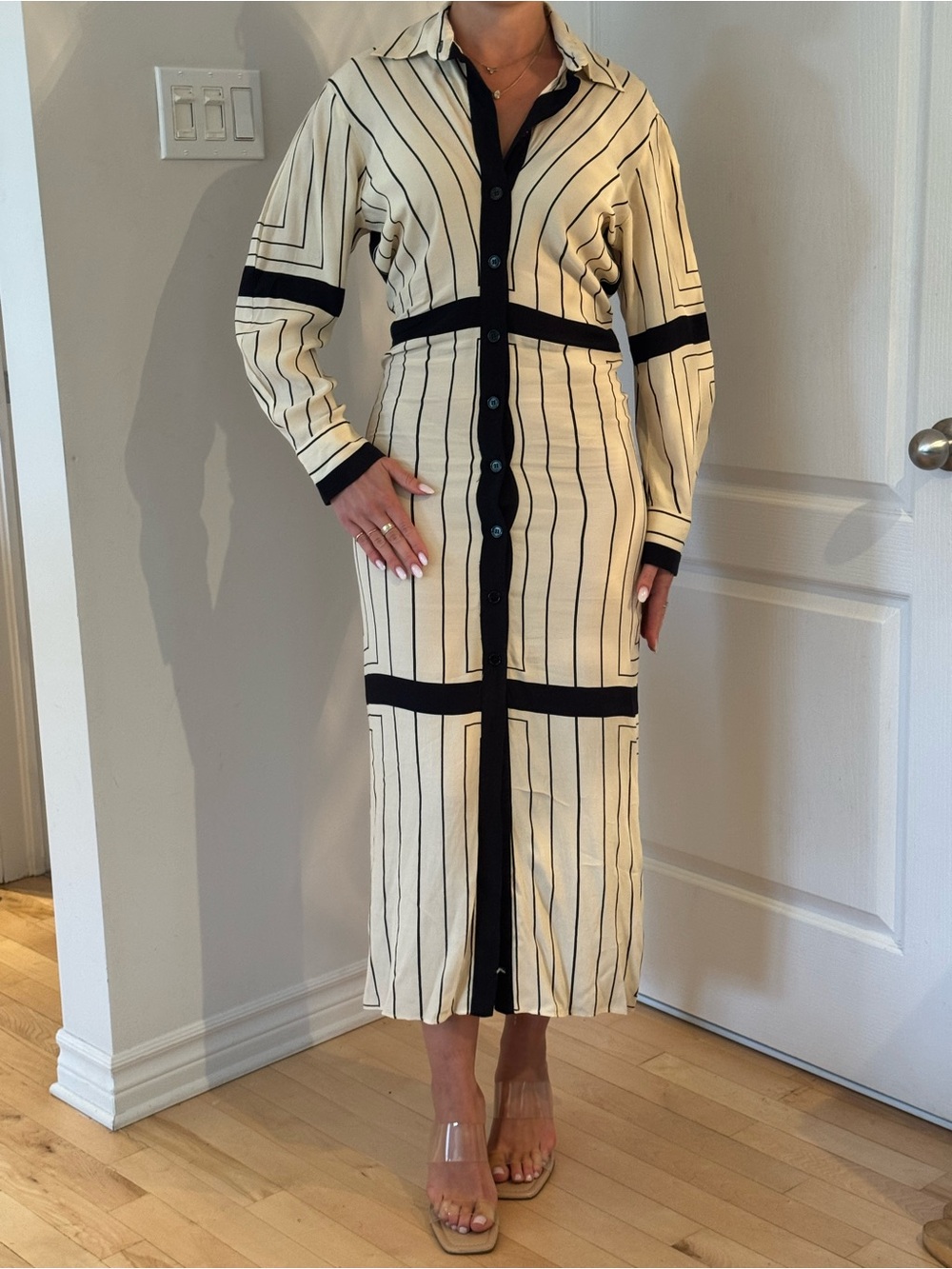 Ultra soft striped Button-Front Midi Dress in Cream and Black